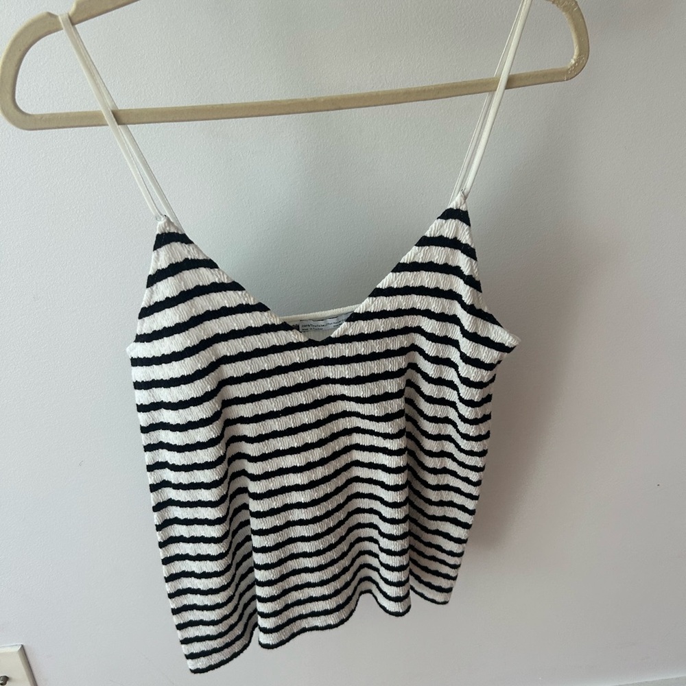Zara Black and White Fitted Sleeveless Camisole